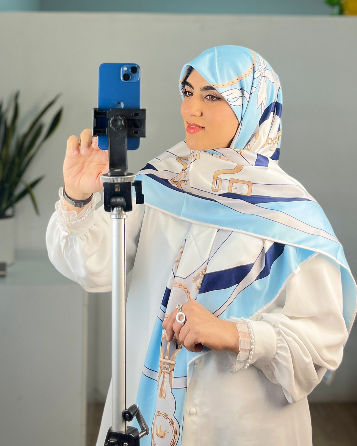 آبی آبی